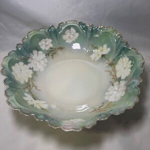 Royal Vienna Porcelain Scalloped Bowl Green White Floral Raised‎ Gold Gilt 9.5in